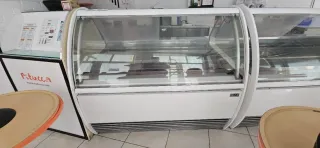 2 Vitrinas Heladería 18 y 24 Sabores