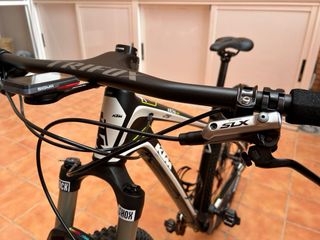 Bicicleta KTM 29 Carbono