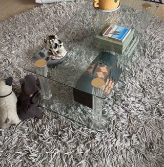 Tappeto pelo corto e lungo grigio