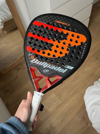 Pala Padel Bullpadel Vertex 02 Negra/Naranja