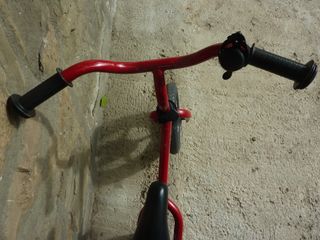 Bicicleta Chicco sin pedales Roja