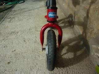 Bicicleta Chicco sin pedales Roja