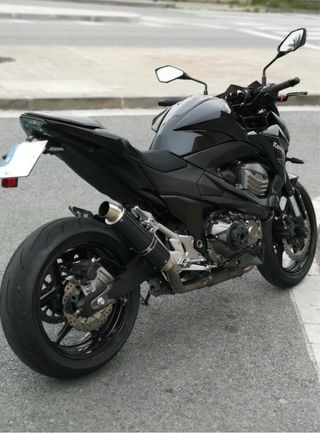 Kawasaki Z800e Deslimitada