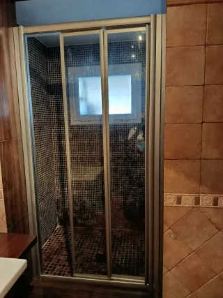 Mampara de ducha cristal y metal