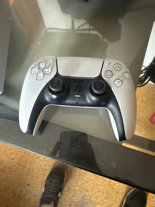 Consola PlayStation 5 1TB + 2 Mandos