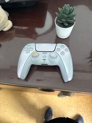 Consola PlayStation 5 1TB + 2 Mandos