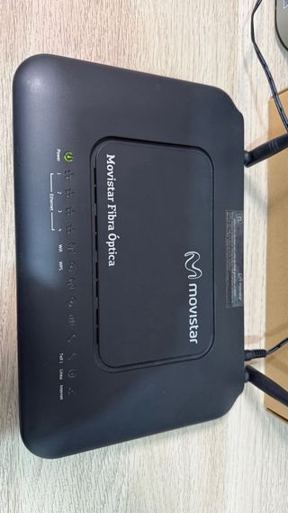 Router Movistar Fibra Óptica Negro