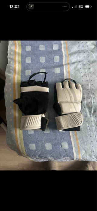 Guantes MMA Negros y Blancos