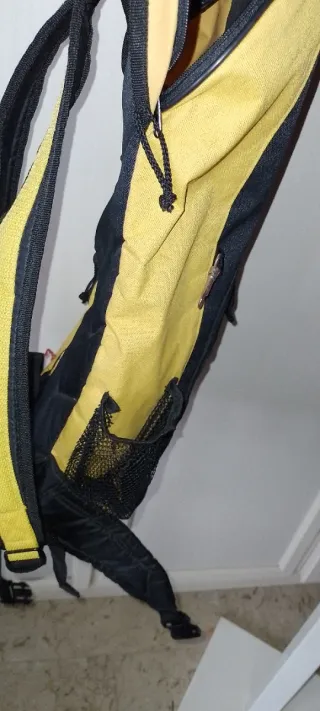 Zaino Crazy Creek nero e giallo