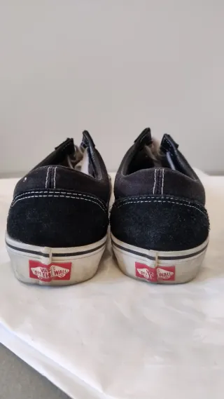 Vans Old Skool Talla 43 ancho Negro