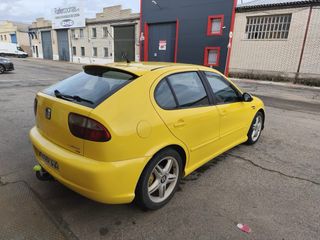SEAT Leon 2004