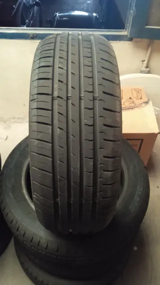 Neumáticos 185/55R15 82V seminuevos
