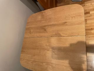 Mesa cocina y 2 banquetas madera