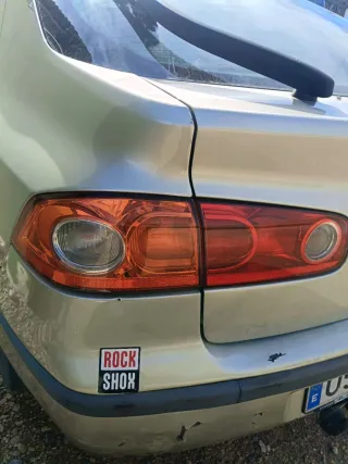 Renault Laguna Despiece o Entero