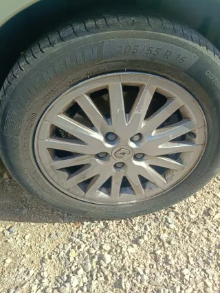 Renault Laguna Despiece o Entero