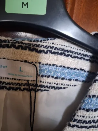 Chaqueta de rayas azul y blanco