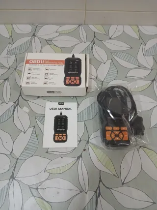 OBDII V520 Herramienta Diagnóstico Coche