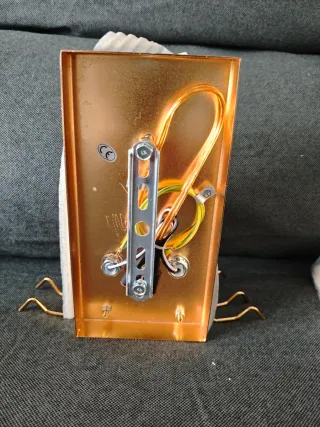 2 Lámparas de araña doradas para pared