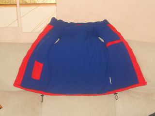 CHALECO NIÑO DEL ATLÉTICO DE MADRID. BUEN ESTADO.