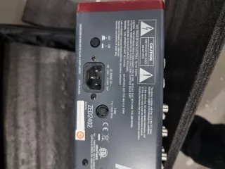 Allen & Heath ZED-24 Mezclador USB