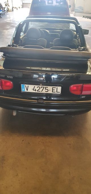 Ford Escort CABRIOLET 1.8I 16V XR3 I