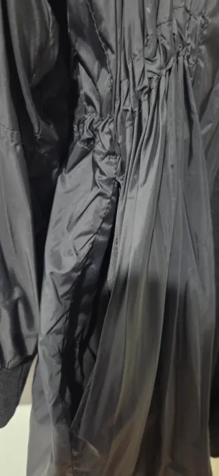 Chubasquero ligero negro