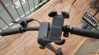 Patinete Eléctrico Cecotec Bongo 700W