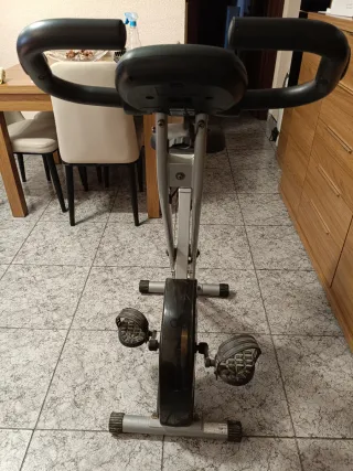Bicicleta Estática Plegable