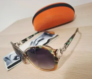 Occhiali da sole vintage oversize tartarugati