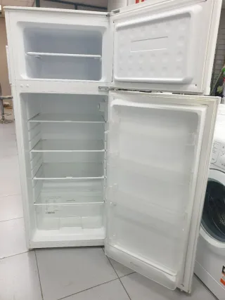 Nevera Candy 1.40m x 54cm