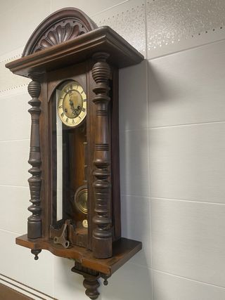 Antiguo Reloj de Pared Madera