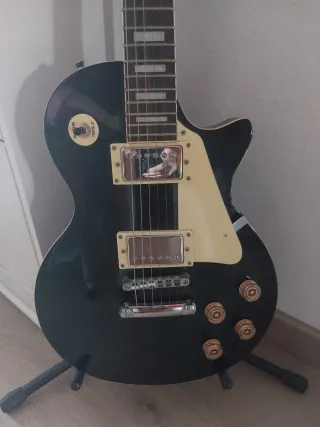 Guitarra Eléctrica Negra