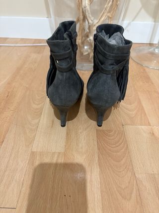 Botines Unisa Talla 36 Gris Sin Estrenar