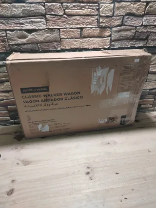 RADIO FLYER Andador de madera Correpasillos