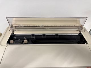 Máquina de escribir eléctrica AEG Olympia Compact