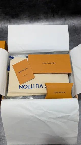 Louis Vuitton Skate Negro Talla 45