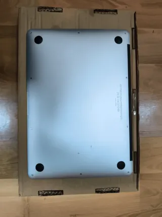 MacBook Air 2011 A1369 Plata 4gb Ram 256gb Ssd