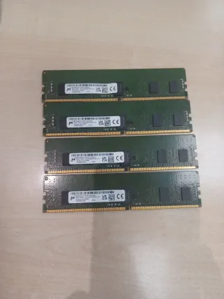 4x 8GB DDR4 3200MHz Kingston RAM (para servidores)
