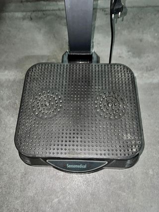 Máquina de ejercicio vibratoria