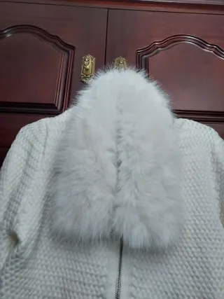 Rebeca SHEIN L con pelo en puños nueva sib etiquet