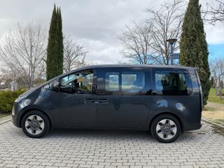 Hyundai Staria 2.2 CRDI Tecno 9S