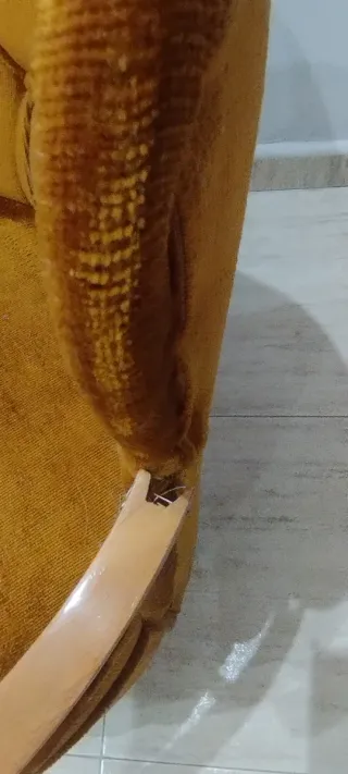 Butaca antigua terciopelo madera