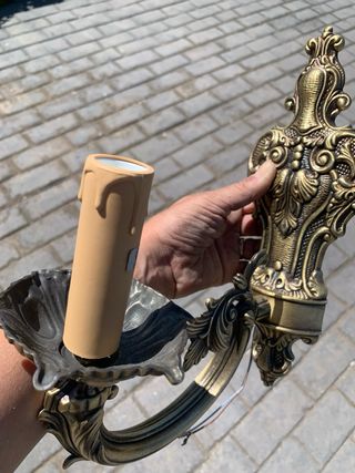 Lámpara de bronce y aplique de pared