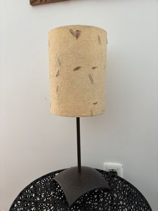 Lámpara de mesa decorativa