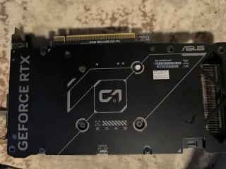 Tarjeta Gráfica ASUS RTX 4060 Ti 16GB