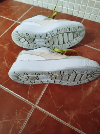 Zapatillas Puma Oslo Beige/Blanco