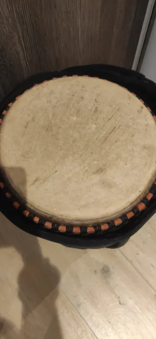 Timbal grande con funda