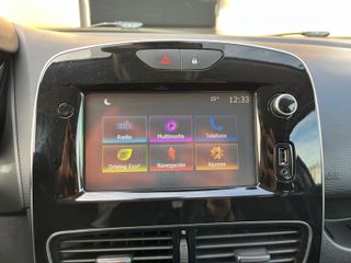 Renault Clio 2017 ZEN 120CV LLANTAS 18"