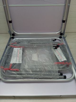 Mesa plegable AKTIVE + 4 taburetes