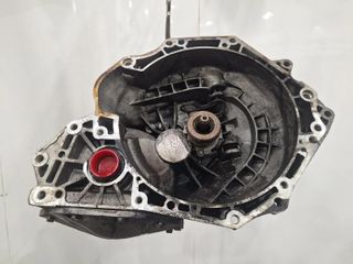 OPEL Corsa 2015 1,4 L gasolina 5 [mvr: velocidad] caja de cambios manual 95517684